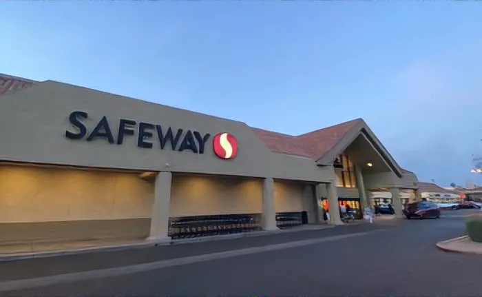 Safeway Bakery Picture 1