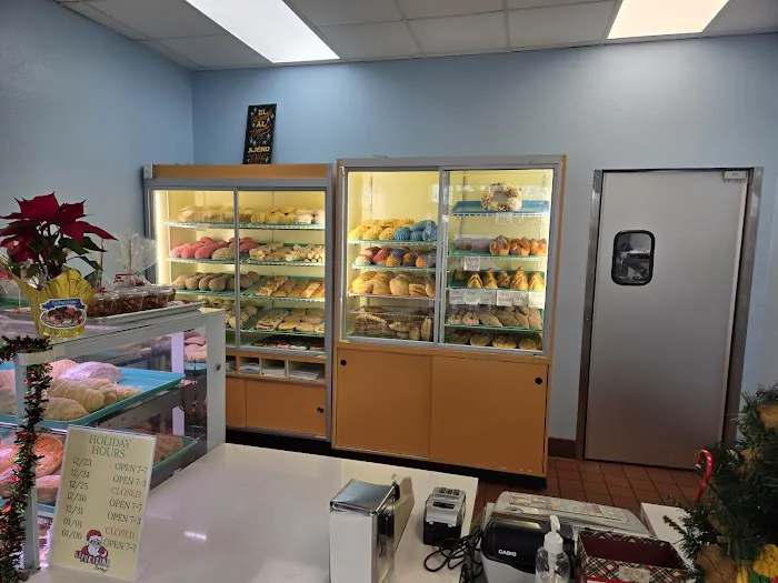 La Purisima Bakery 3 Picture 2