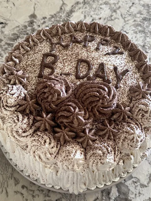Amita's Bakery (Treats of Tehran) Picture 4