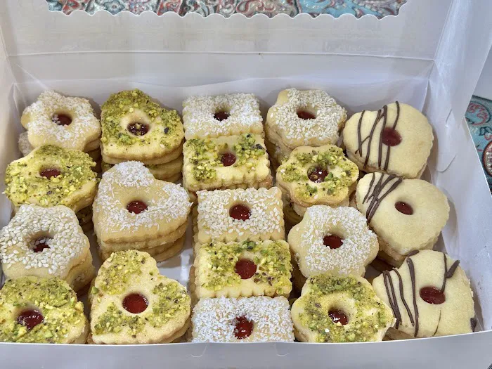 Amita's Bakery (Treats of Tehran) Picture 2
