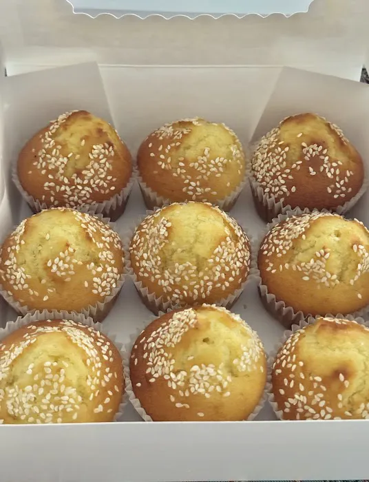 Amita's Bakery (Treats of Tehran) Picture 3
