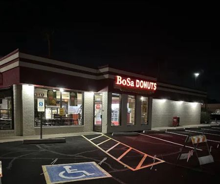 BoSa Donuts