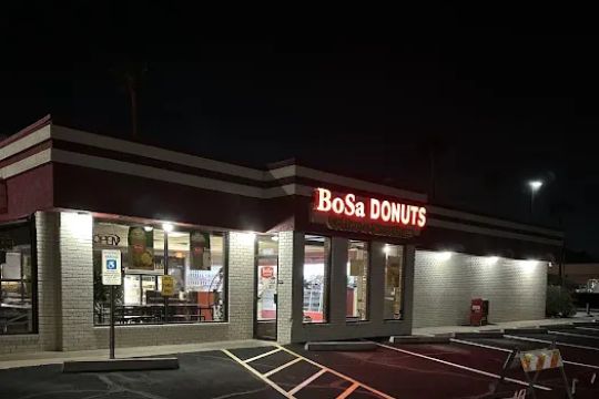 BoSa Donuts