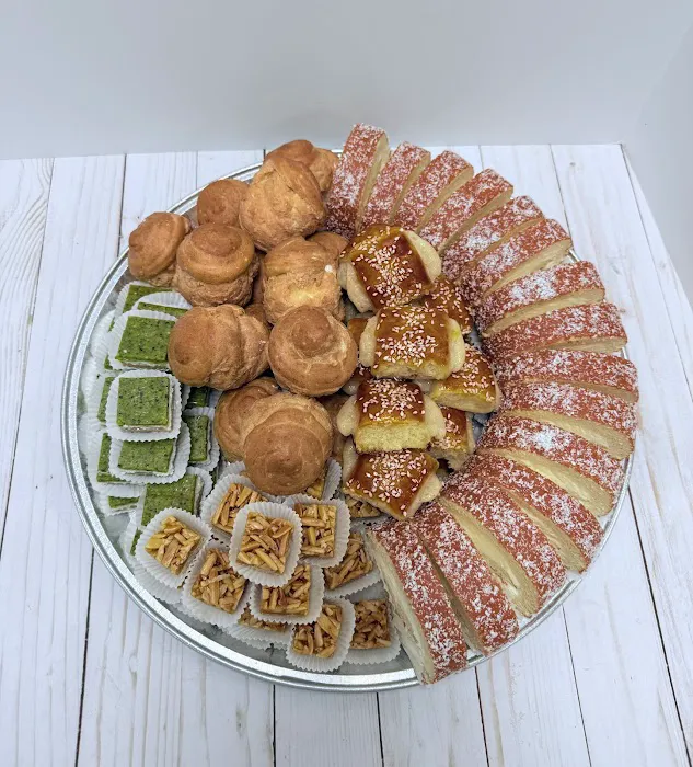 Tati Pastry Picture 9
