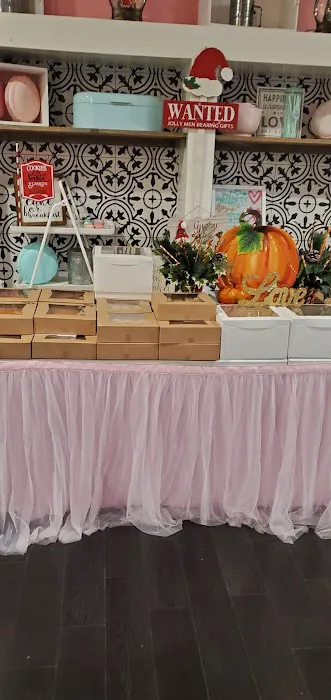Infinity Sweets Custom Treats Picture 7