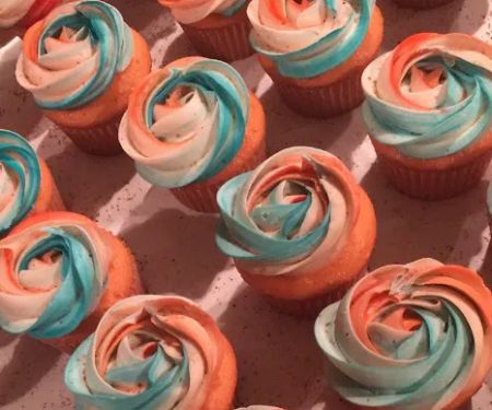 Cupcake Lounge