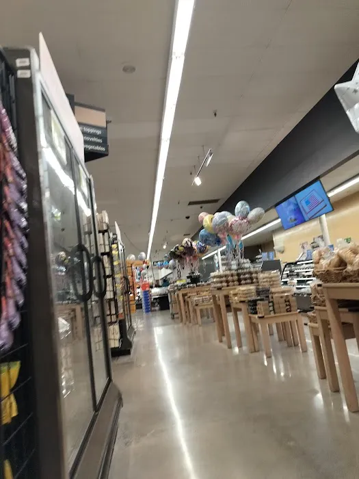 Bakery Deli Picture 1