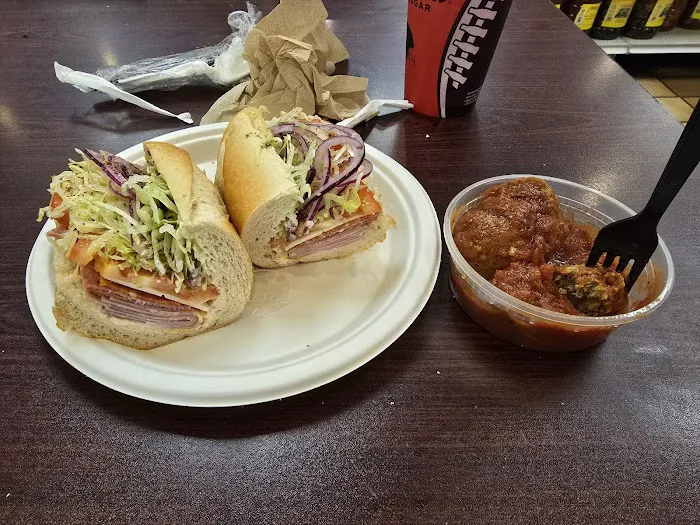 Romanelli's Bakery Deli Imported Food Picture 4