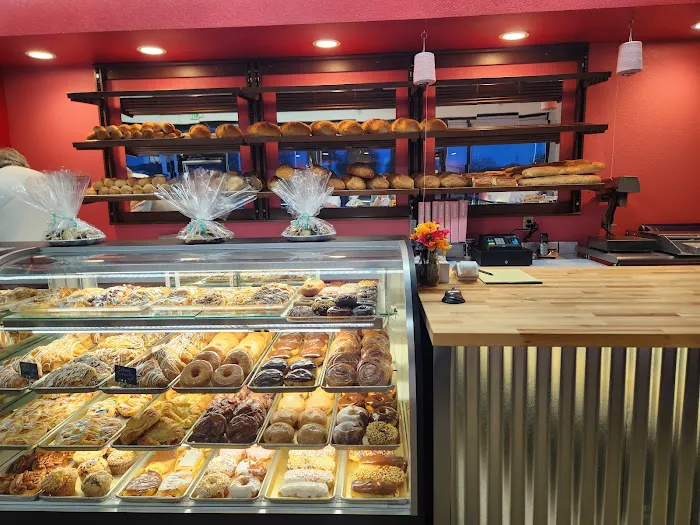 Dawns NY Bakery on Central Picture 7