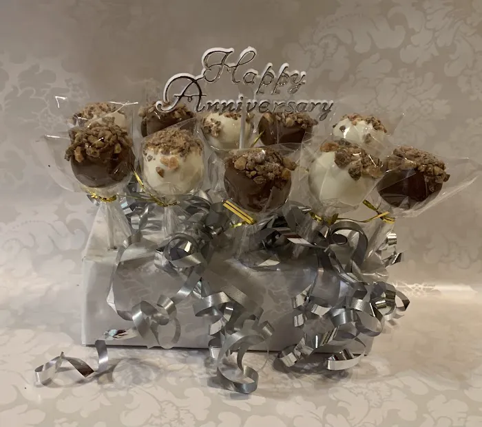 Robin Bakes, LLC Picture 1