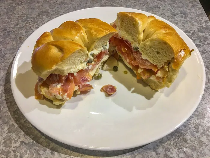 Hot Bagels&Deli Picture 1