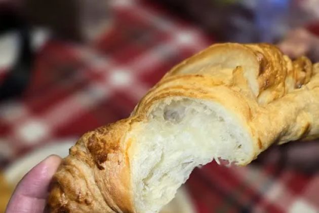 Los Reyes Bakery Panaderia