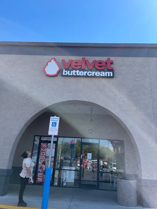 The Velvet Buttercream Picture 5