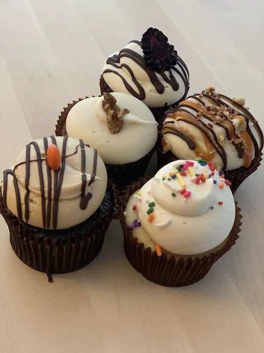 The Velvet Buttercream Picture 6
