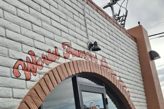 Randy’s Donuts