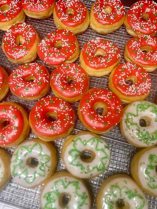 K-May Donuts & Bagels Picture 7