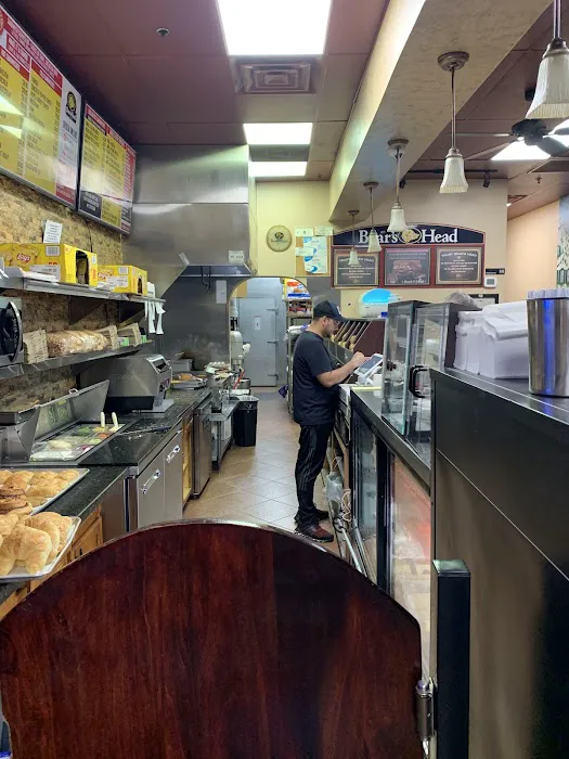 Hot Bagels & Deli Picture 8