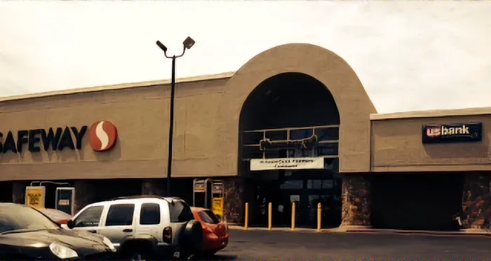 Safeway Bakery Picture 1