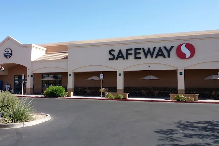 Safeway Bakery Picture 7