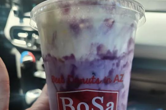 BoSa Donuts