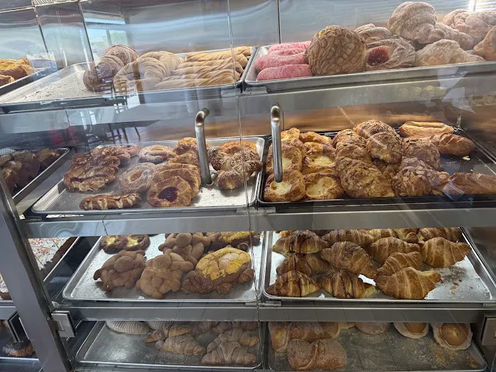 Diana's Bakery Picture 9