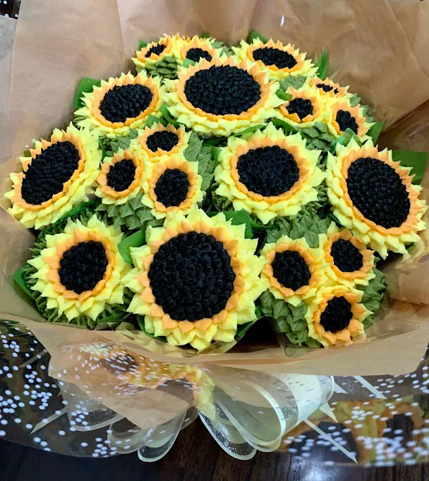 Yazmin's Cupcake Bouquets Picture 8
