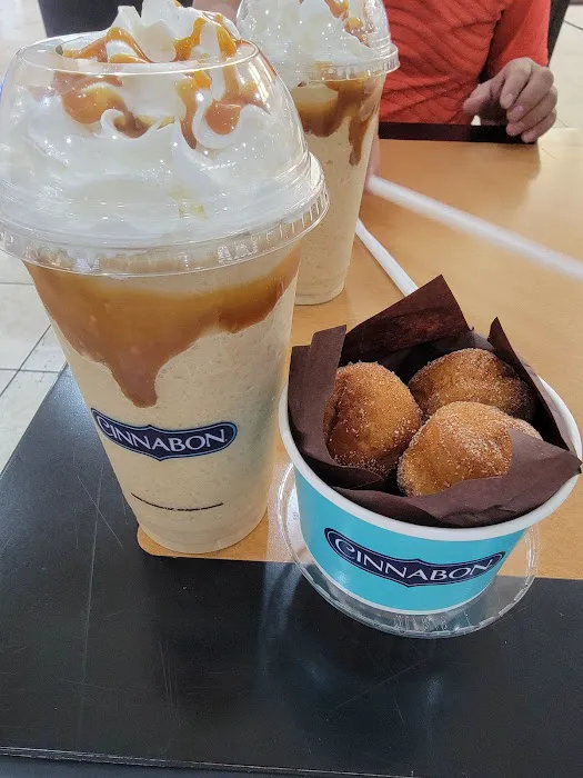 Cinnabon Picture 3