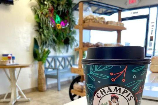 Champis Bakery/Panaderia
