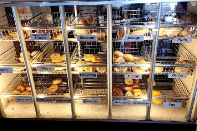 Hot Bagels & Deli