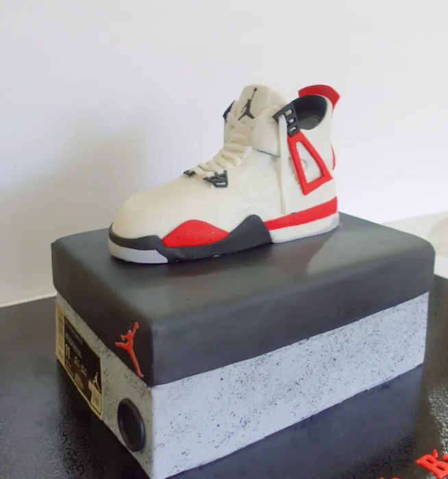 Cup'N Cake custom cakes Picture 3