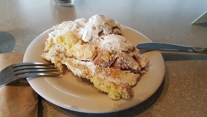 Essence Bakery Cafe Picture 1