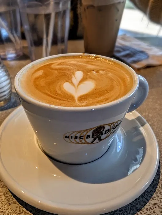 Essence Bakery Cafe Picture 6