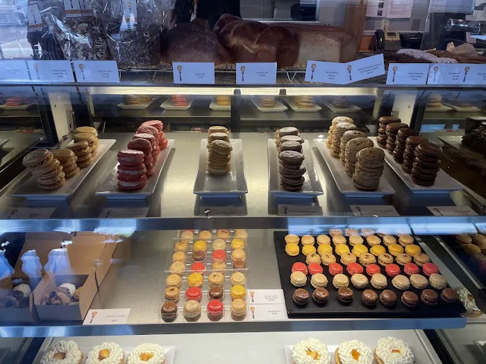 Essence Bakery Cafe Picture 8