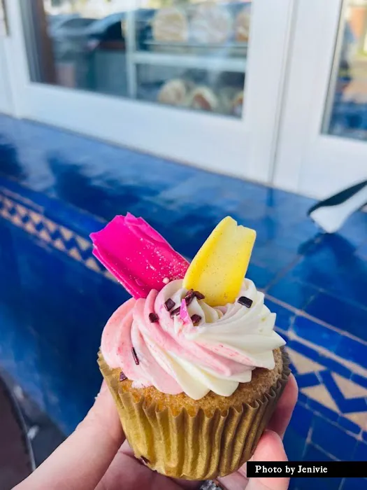 Cake Shop by LGO Hospitality Picture 8