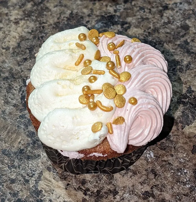 La Petite Belle Pâtisserie Picture 3