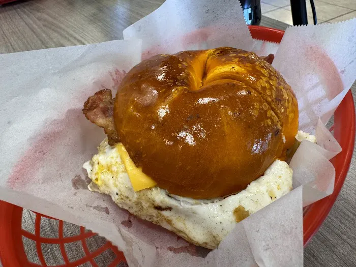 Hot Bagels & Deli #1 Picture 3