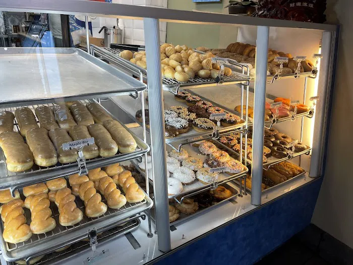 Express Donuts Picture 6