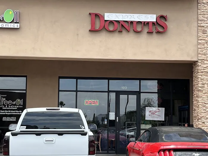 Express Donuts Picture 3