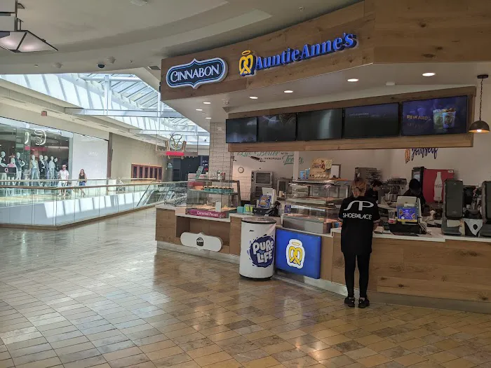 Auntie Anne's Picture 10