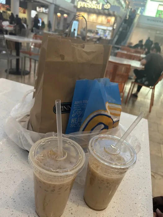 Cinnabon Picture 5