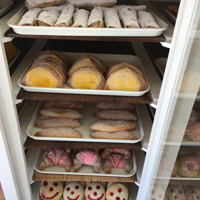 Carmen's Bakery Picture 7
