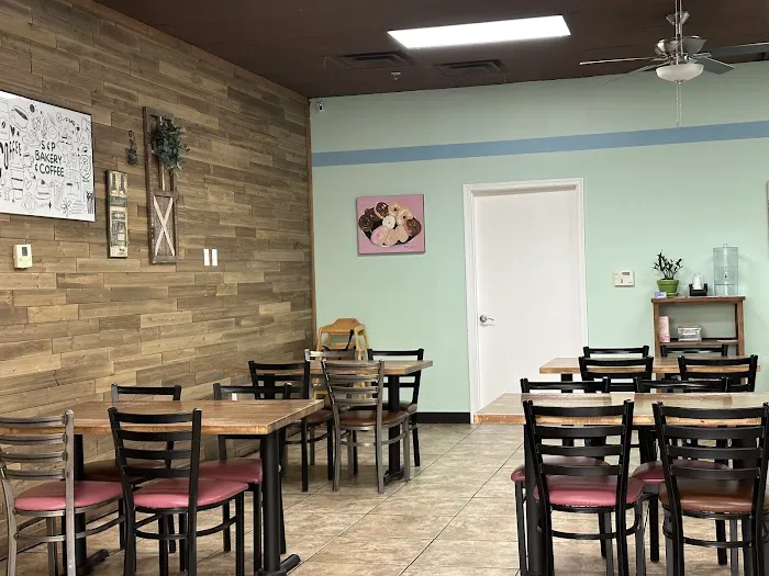 S & P Bakery and Coffee Picture 3