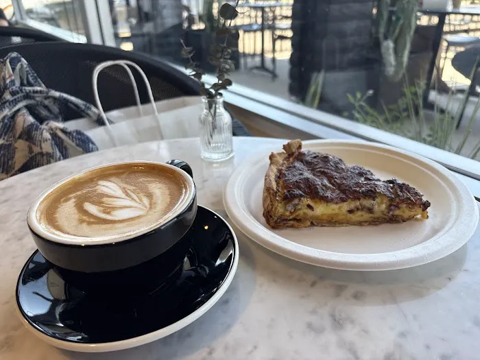 JL Patisserie Picture 2
