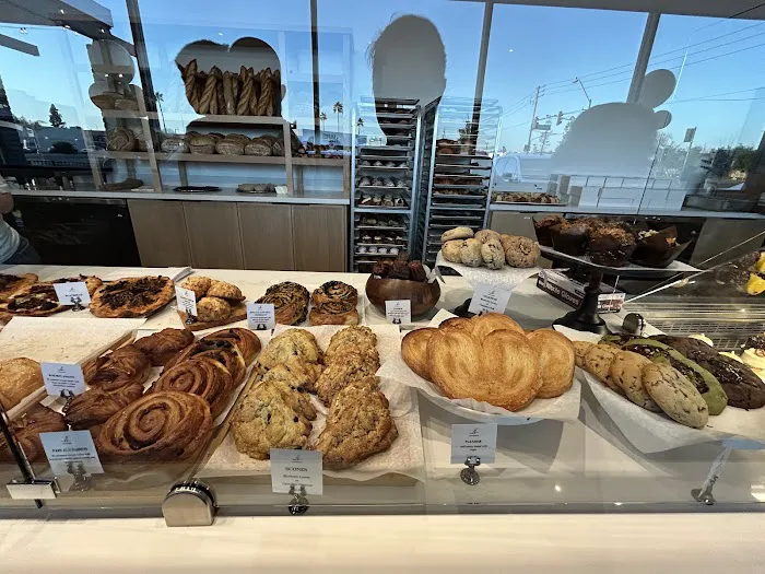 JL Patisserie Picture 10