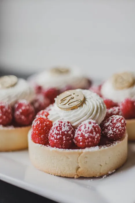 Too Sweet Cakes Picture 1