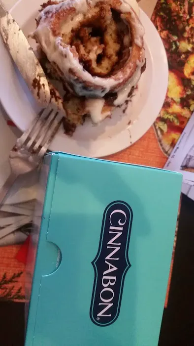 Cinnabon at Schlotzsky's Picture 10
