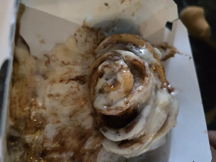 Cinnabon Picture 7