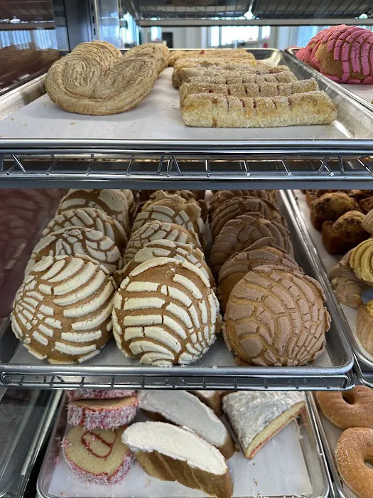 La Familia Panaderia Picture 9