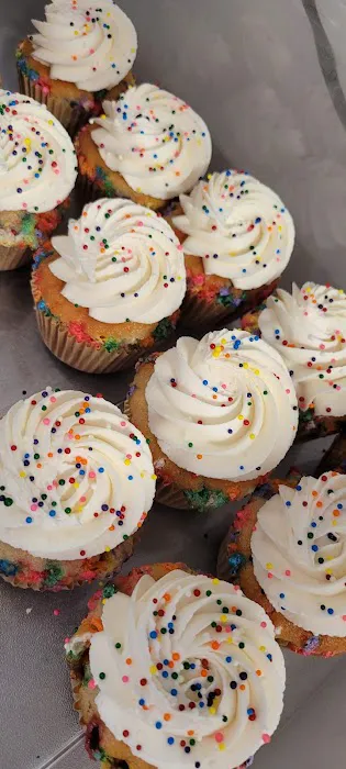Ava J's Cupcakes Picture 3