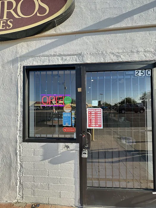 Suspiros Cakes Southern Ave. Picture 4